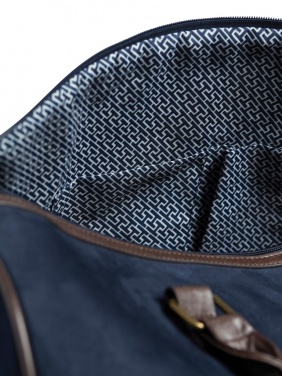 Logotrade werbemittel das Foto: VINGA Hunton Weekendbag