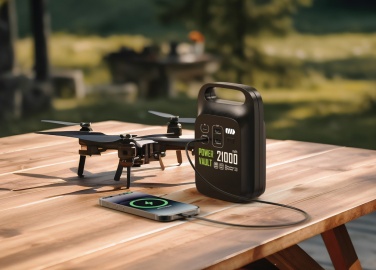 Logotrade Firmengeschenke das Foto: Power Vault 21.000mAh tragbare Powerstation aus RCS rPlastik