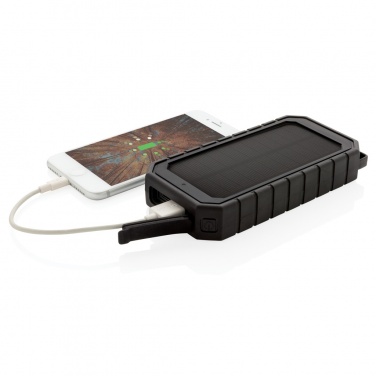 Logotrade Firmengeschenke das Foto: 10.000 mAh Solar-Powerbank mit 10W Wireless aus RCS Plastik