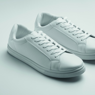 Logotrade Werbeartikel das Foto: Sneakers aus PU Gr. 42