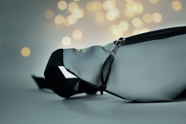 Logotrade Logogeschenke das Foto: Reflektierende Gürteltasche