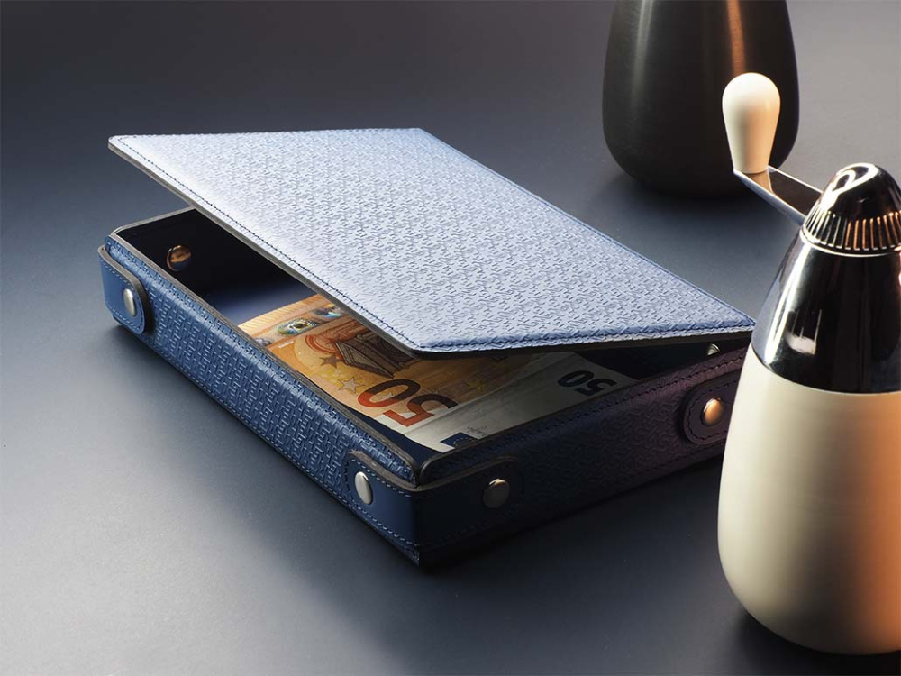 Logotrade werbemittel das Foto: Rechnungsbox 1661243