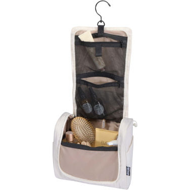 Logotrade Firmengeschenke das Foto: Puffer GRS recycelte aufhängbare Kulturtasche 8L