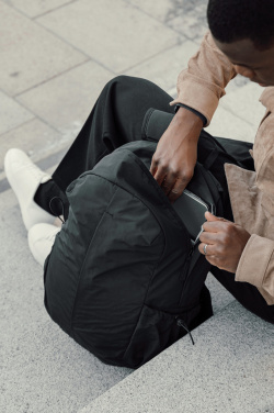 Logotrade Werbeartikel das Foto: KENTO URBAN 15,6" Rucksack aus RCS  recyceltem Nylon