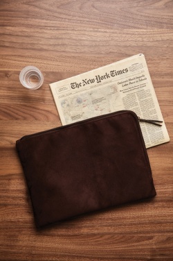 Logotrade promotional item image of: VINGA Hunton laptop case
