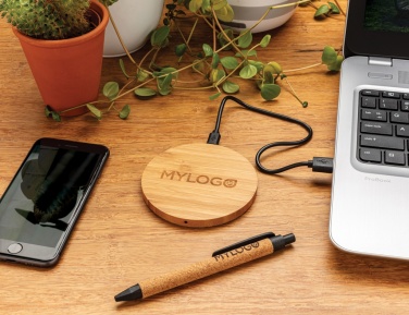 Logotrade corporate gifts photo of: Bamboo 5W round wireless charger