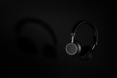 Logo trade promotional items image of: Swiss Peak wireless headphone V3
