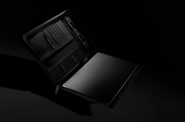 Logotrade promotional gift image of: Swiss Peak Heritage RCS rPU A4 portfolio with zipper