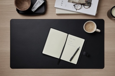 Logo trade promotional giveaway photo of: VINGA Timo PU RCS RPET desk pad