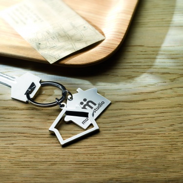 Logo trade advertising products image of: Metal key ring house shape Jyvaskyla