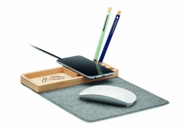 Logo trade promotional items picture of: Wireless charger in bamboo 15W