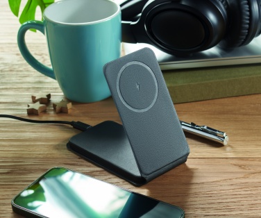 Logo trade promotional merchandise image of: Foldable magnetic charger 15W