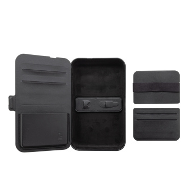 Logotrade advertising product picture of: Swiss Peak RCS recycled travel case with 3 in 1 charger
