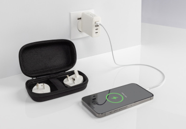 Logo trade promotional merchandise photo of: TravelCharge Pro RCS rplastic travel charger with USB C