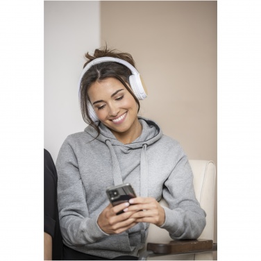 Logotrade reklaamkingid pilt: Athose bambusest Bluetooth® kõrvaklapid mikrofoniga