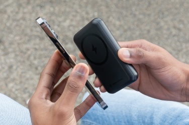 Logotrade meene foto: Urban Vitamin Sonoma RCS rplastist 10 000 mAh akupank