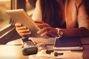 Logo trade firmakingitused foto: Motorola IPX5 TWS MOTO nupud 85