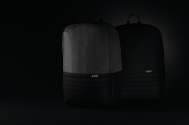 Logotrade firmakingi foto: Swiss Peak AWARE™ RFID vargusvastane 15,6-tolline sülearvuti seljakott