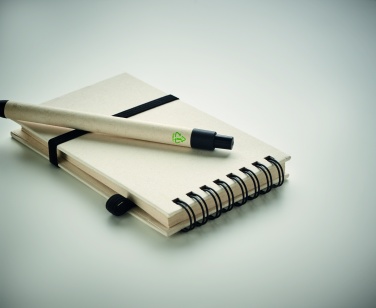 Logo trade firmakingi pilt: A6 piimapakist märkmikukomplekt