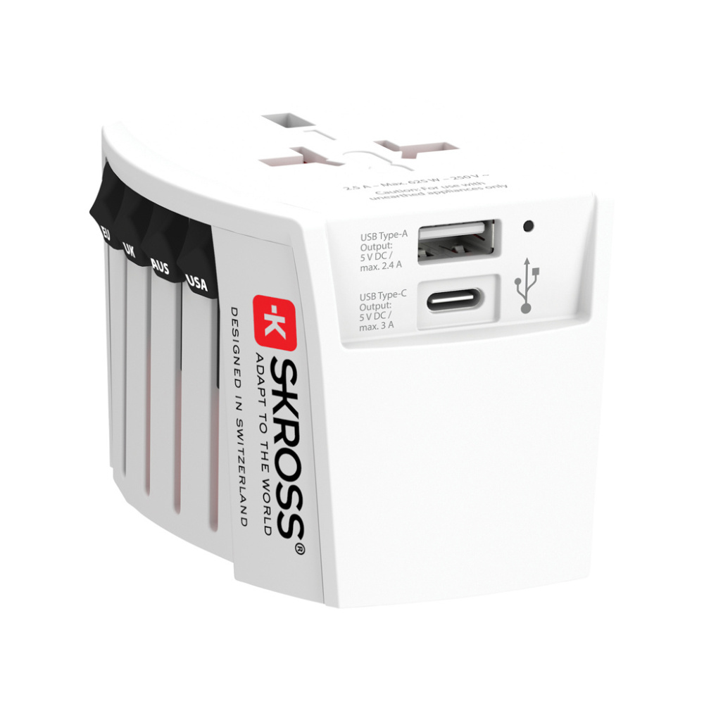 Logotrade firmakingi foto: SKROSS World Travel Adapter MUV 2-pooluseline USB A ja C-ga