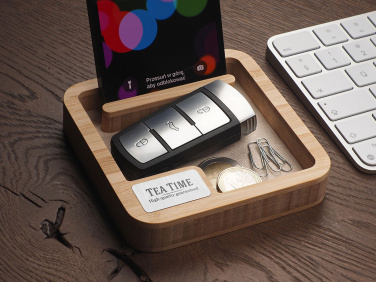 Logo trade firmakingi pilt: Puidust lauakorraldaja 1846292