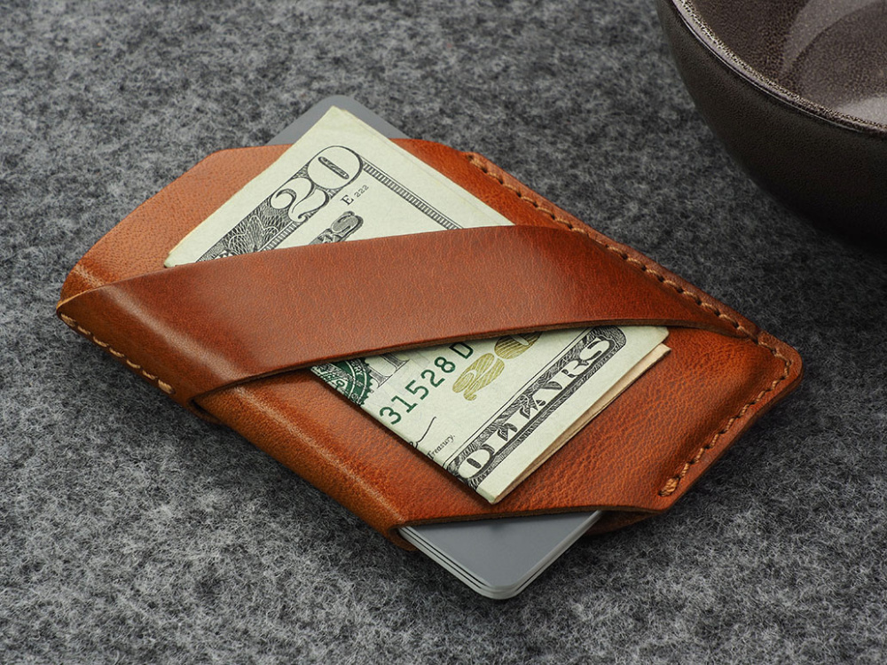 Logotrade meened pilt: Kaarditasku 1242141