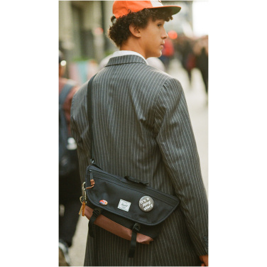 Logo trade reklaamtoote pilt: Herschel Cove taaskasutatud õlakott 22,5L