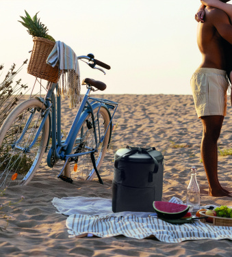 Logo trade reklaamtoote pilt: COLDI külmakott-seljakott 600D RPET-ist