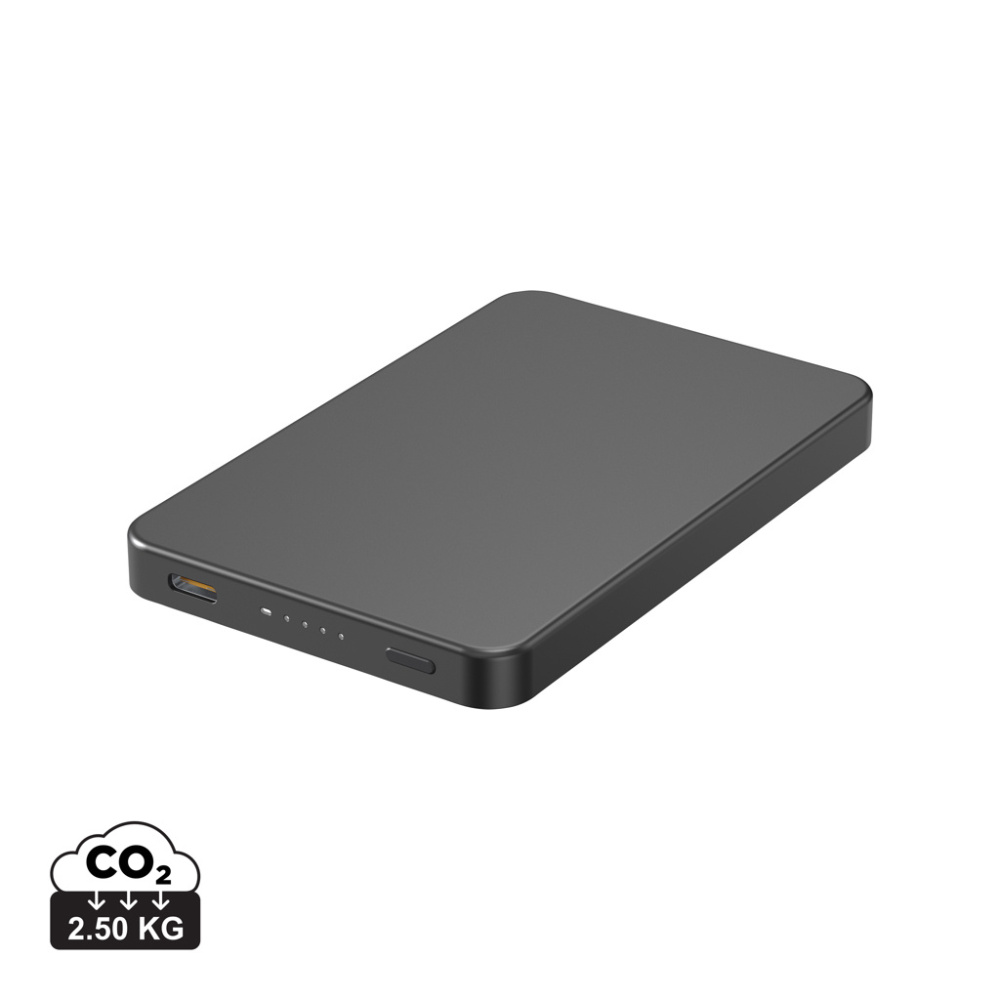 Logotrade reklaamtoote foto: Urban Vitamin Marin 5000mAh magnetiline 15W juhtmevaba akupank