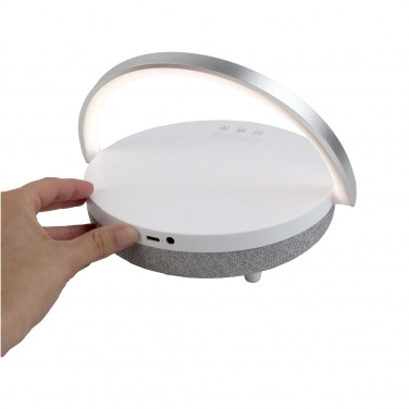Logotrade mainoslahjat ja liikelahjat tuotekuva: Prixton 10 W:n 4-in-1-Bluetooth®-kaiutin LED-valolla ja langattomalla latausalustalla