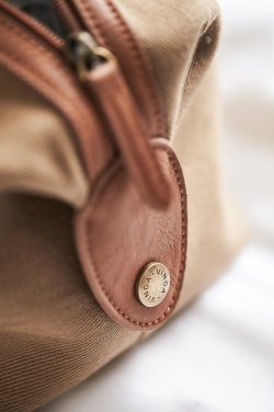 Logo trade liikelahjat tuotekuva: VINGA Sloane toilettilaukku RCS-kierrätyspolyesteriä