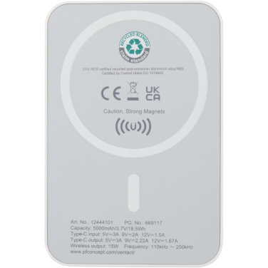 Logotrade liikelahja tuotekuva: Acrab 5 000 mAh:n ja 15 W:n magneettinen langaton varavirtalähde, jossa 20 W:n PD – valmistettu kierrätetystä muovista
