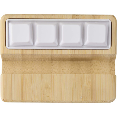 Logo trade liikelahja mainoslahja tuotekuva: Algol kierrätetystä muovista valmistettu puhelinjalusta ja hypistelylelu bambuyksityiskohdilla