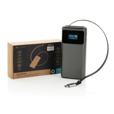 Logotrade mainoslahja ja liikelahja kuva: Quantum RCS PD45W nopea 10 000 mAh -varavirtalähde näytöllä