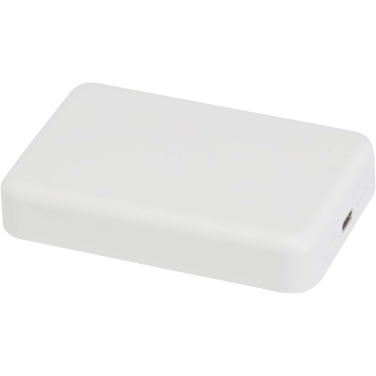 Logotrade reklaminės dovanos nuotrauka: „Acrab“ 10 000 mAh 15 W magnetinė belaidė išorinė baterija su 20 W PD – pagaminta iš perdirbto plastiko