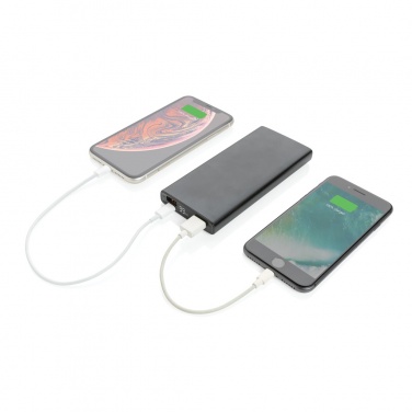 Logotrade biznesa dāvanas foto: Alumīnija 18W 10 000 mAh PD Powerbank