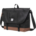 Herschel Cove pārstrādāta kurjera soma 22,5L, Vienkrāsains melns