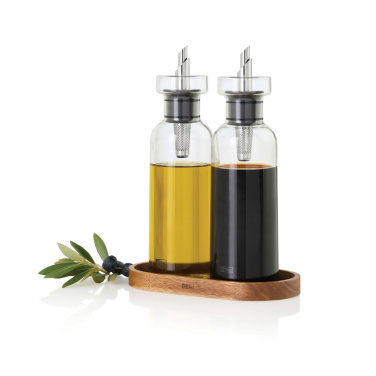 Logotrade ziemassvētku dāvanas foto: AdHoc Menage AromaPour eļļas un etiķa pildīšanas komplekts 300ml