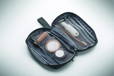 Лого трейд pекламные продукты фото: Toiletry bag 600D RPET