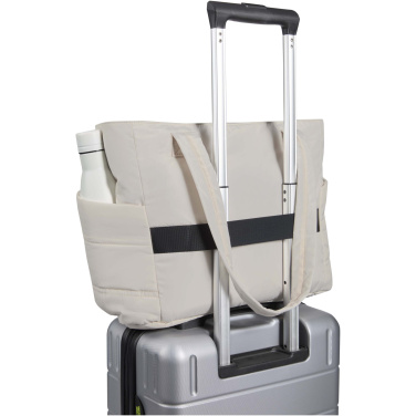 Лого трейд pекламные подарки фото: Спортивная сумка Puffer для ноутбука с диагональю экрана 15,6 дюйма, изготовленная из переработанных материалов согласно стандарту GRS, объемом 18 л