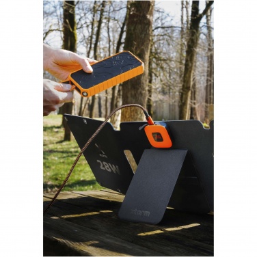 Logotrade kampanjprodukter bild: Xtorm XR2S28 SolarBooster 28 W vikbar solpanel