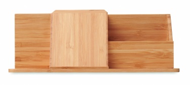 Logotrade profilprodukter bild: Skrivbordställ + laddare 10W GROOVY