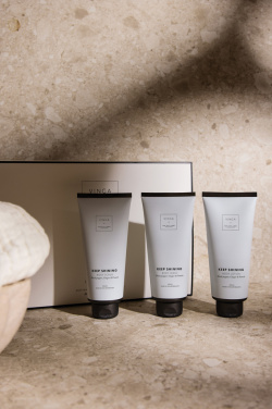 Logotrade profilreklam bild: VINGA x TGL kroppsvård gåvoset