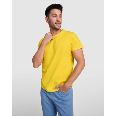 Logotrade reklamprodukter bild: Dogo Premium kortärmad T-shirt för herr