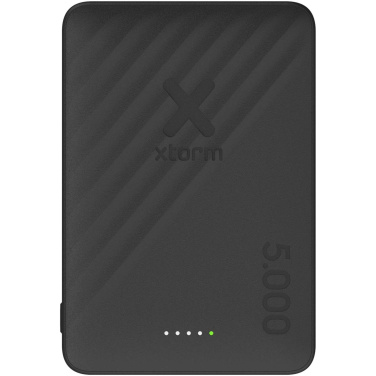 Logotrade kampanjprodukter bild: Xtorm Go2 trådlös powerbank på 15 W, 5 000 mAh