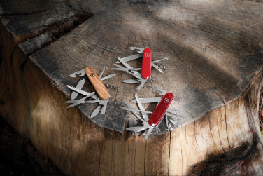 Logotrade profilreklam bild: VICTORINOX Huntsman Wood Fickkniv 13 funktioner