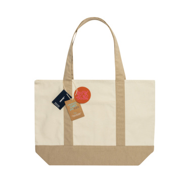Logotrade profilreklam bild: SHOP LOCAL AWARE™ återvunnen bomull 350 gsm Toteväska