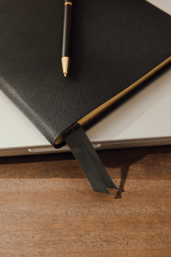 Logotrade profilprodukter bild: VINGA Arlo RCS executive writing set